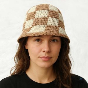 Bob en Crochet motif damier disponible en plusieurs couleurs