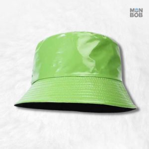 Bob de Pluie Vert, accessoire idéal pour les jours pluvieux