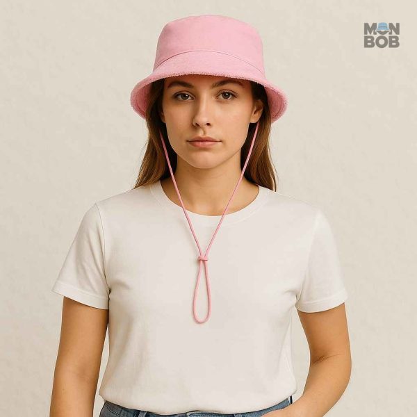 Chapeau bob féminin rose, idéal pour les journées ensoleillées