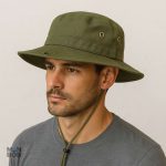 Chapeau bob homme en vert, style décontracté