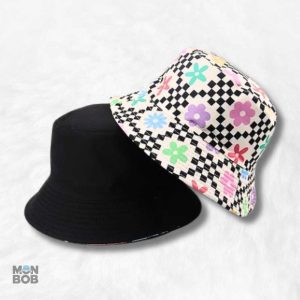 Bob multicolore avec motif floral vibrant