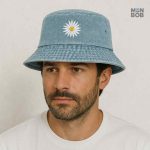 Bob tendance avec motifs fleuris, idéal pour les festivals