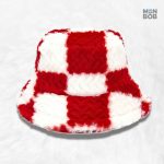 Accessoire mode : bob à carreaux en fourrure chaude