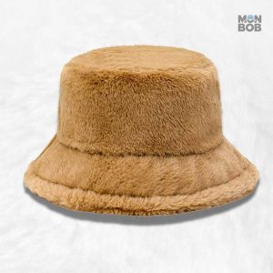 Bob femme en fourrure pour l'hiver