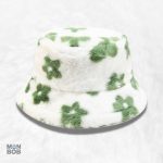 Bob en fourrure avec design floral pour style original