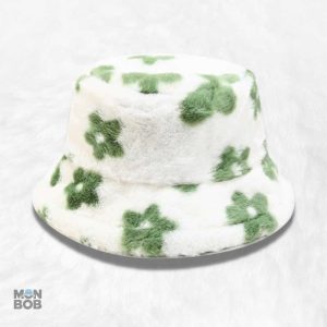 Bob en fourrure avec design floral pour style original