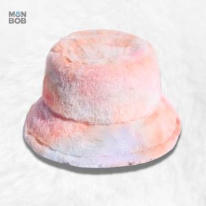 Accessoire tendance en fourrure colorée