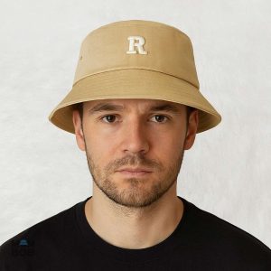 Bob Beige tendance, accessoire idéal pour les amateurs de golf
