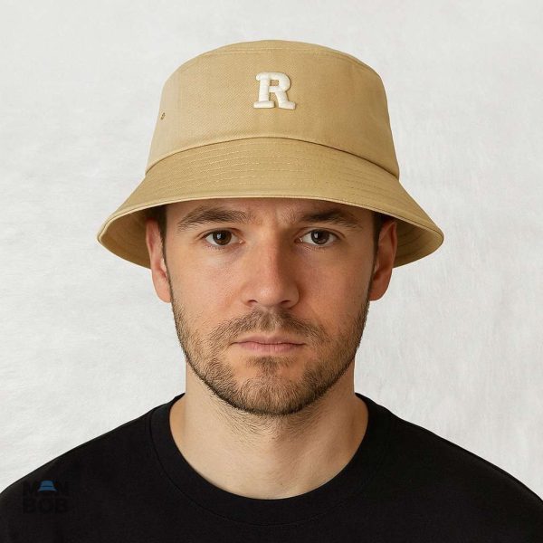 Bob Beige tendance, accessoire idéal pour les amateurs de golf