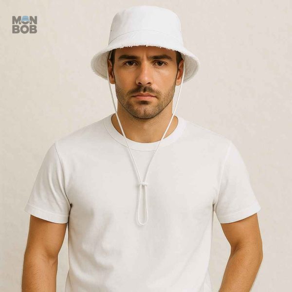 Accessoire mode été : bob blanc pour homme, style décontracté