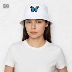 Bob léger et stylé avec motif papillon pour les sorties