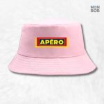 Accessoire de mode : bob Pastis pour une ambiance festive