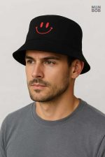 Bob noir, style décontracté et coloré en rouge et noir