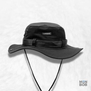 Bob Noir avec Ficelle pour un style décontracté