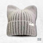 Bonnet à oreilles de chat gris pour un look amusant et original