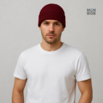 Bonnet Homme en couleur bordeaux, style casual et confortable