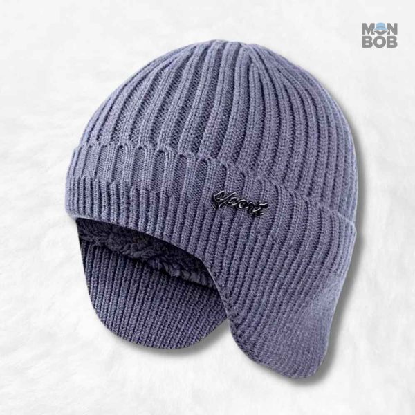Bonnet cache oreilles gris en tricot confortable et chaud
