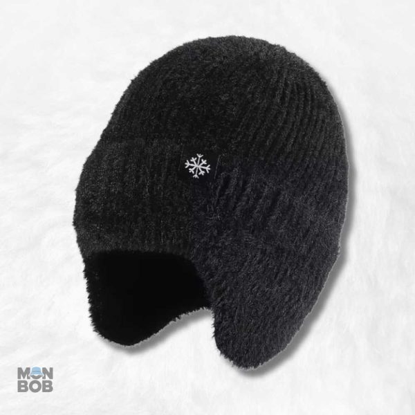 Bonnet en laine noire pour cacher les oreilles