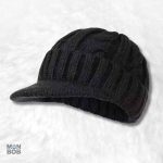Bonnet tricot noir, style casquette tendance