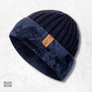 Bonnet chaud bleu pour l'hiver