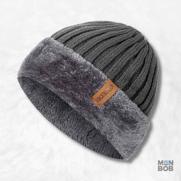 Bonnet chaud gris pour affronter le froid avec style