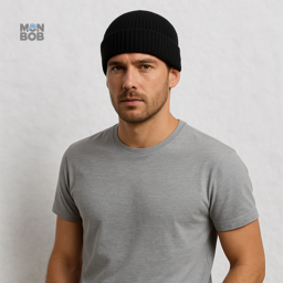 Accessoire mode : bonnet court noir pour un look moderne et chic