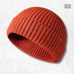 Bonnet Court Tricot orange pour un style hivernal chaleureux