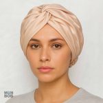 Bonnet Satin Beige pour protéger vos cheveux pendant la nuit