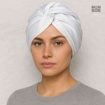 Accessoire en satin blanc pour un sommeil apaisant