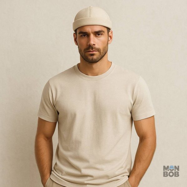 Bonnet beige pour homme, idéal pour une allure maritime et tendance