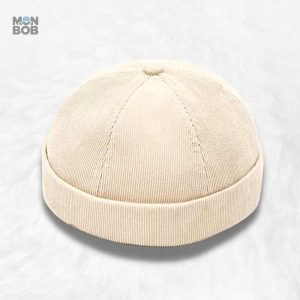 Bonnet Docker Beige en Velours pour un style décontracté