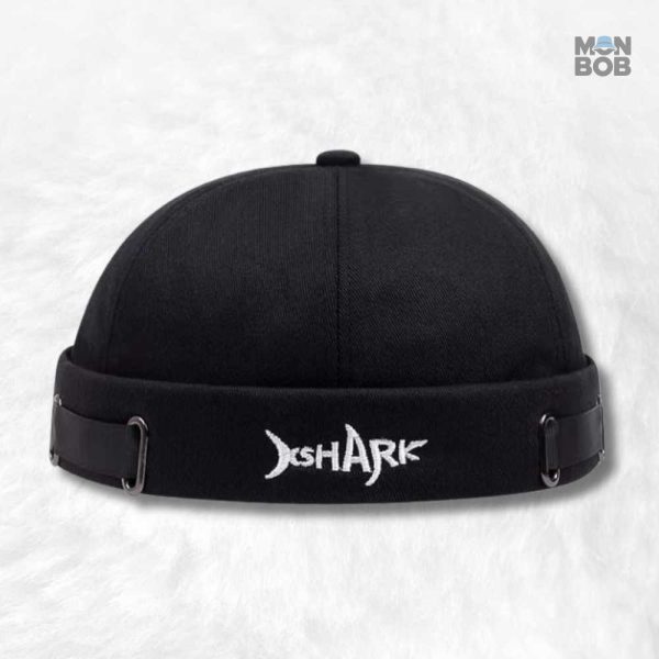 Bonnet Docker Noir pour un style marin intemporel