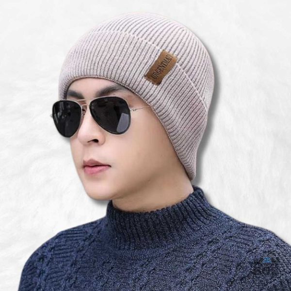 Accessoire chaud en polaire beige pour l'hiver