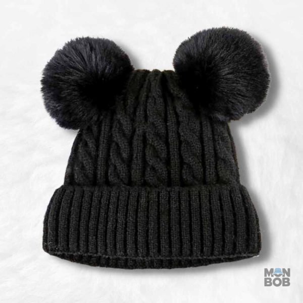 Bonnet double pompon femme en tricot doux et chaud