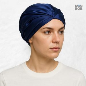 Bonnet en Satin avec motif papillon bleu