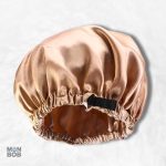 Bonnet Satin Gold Réglable pour un confort optimal