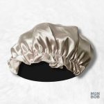 Bonnet en Soie Argenté Charlotte