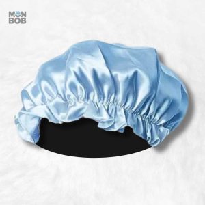 Bonnet en Soie Bleu Ciel