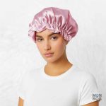 Bonnet en Soie rose délicat pour un confort optimal