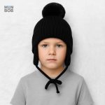 Bonnet enfant en noir, idéal pour protéger les oreilles