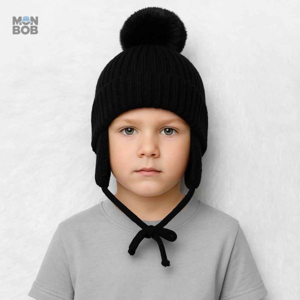 Bonnet enfant en noir, idéal pour protéger les oreilles