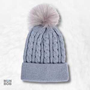 Bonnet gris pour femme, accessoire mode essentiel