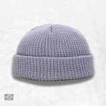 Bonnet gris pour homme, accessoire tendance et chaud