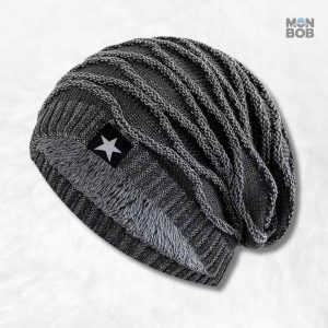 Bonnet long femme gris en tricot pour une touche élégante