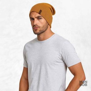 Bonnet jaune long, accessoire mode essentiel pour l'hiver