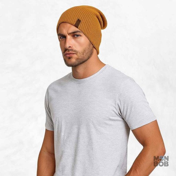 Bonnet jaune long, accessoire mode essentiel pour l'hiver