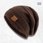 Bonnet long marron foncé pour un style élégant et chaleureux