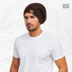 Accessoire mode : bonnet long en marron foncé pour l'hiver