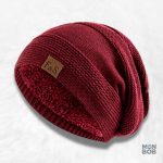 Bonnet long rouge, un accessoire tendance pour cet hiver