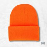 Bonnet orange fluo pour un style audacieux et tendance